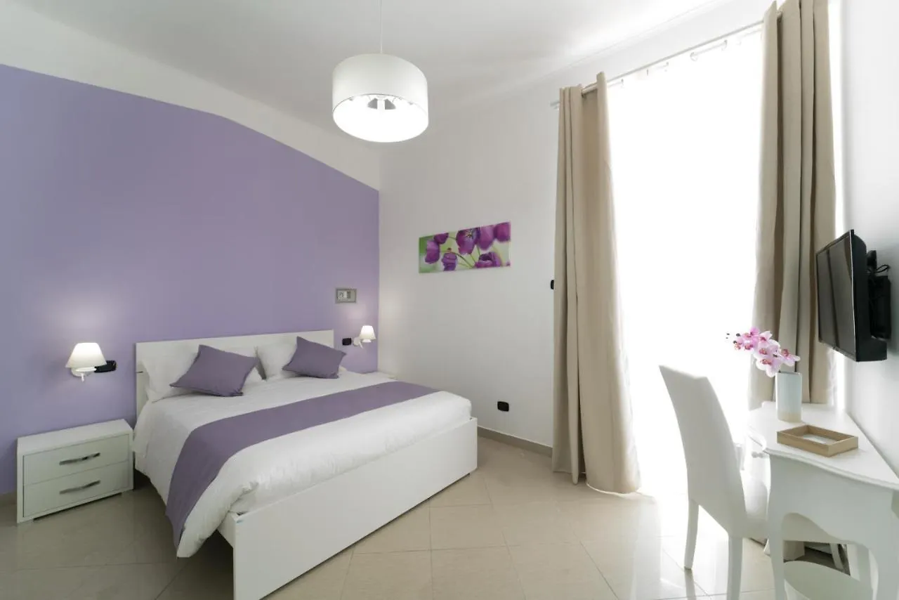Suite & Luxury Rooms Palazzo Diomede Carafa Neapel