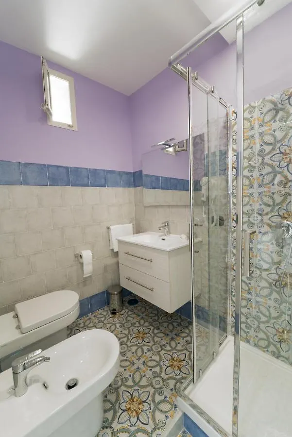 Konukevi Suite & Luxury Rooms Palazzo Diomede Carafa Napoli